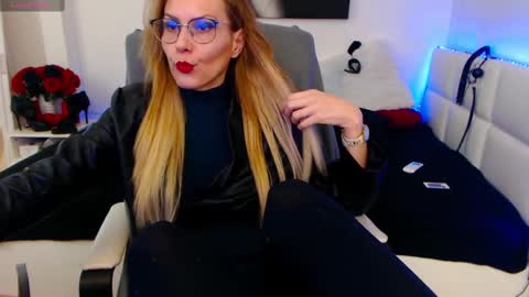 MistressEvelyn  online show from February 2025 06:09:02 AM