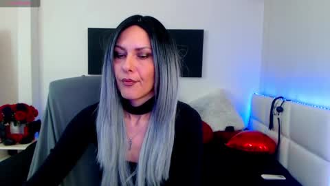 MistressEvelyn  online show from February 2025 07:05:01 AM