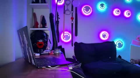 Snapshot of mistresslavinia_ chatting on October 2025 11:25:02 PM only mistresslavinia oficial online show from October 2025 11:25:02 PM