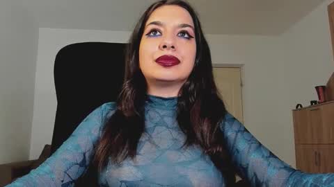 YourGoddessM online show from September 2025 11:54:01 AM