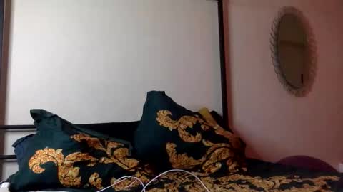 Snapshot of mistressmystii chatting on May 2026 06:20:01 AM Mistress Mystii online show from May 2026 06:20:01 AM