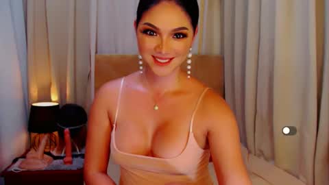 Leah online show from December 2024 02:42:02 AM