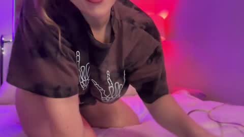 Miss X online show from October 2025 07:23:01 PM