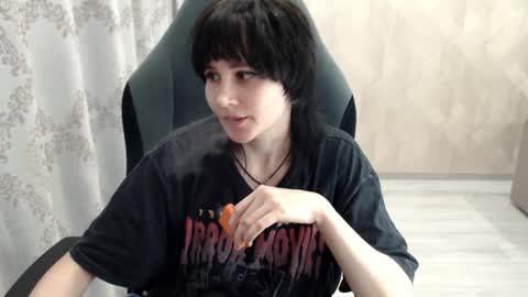 misty_dark online show from October 2025 09:32:01 AM