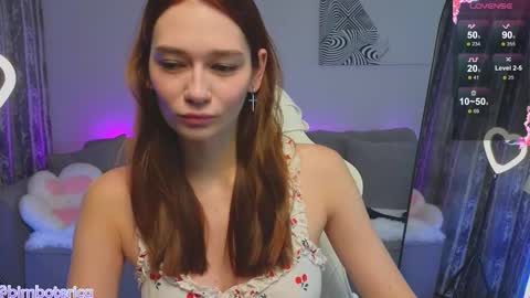Snapshot of misty_roseee chatting on September 2025 02:40:01 PM misty_roseee online show from September 2025 02:40:01 PM
