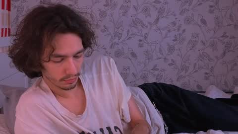 MitchelKors online show from April 2026 12:06:01 PM