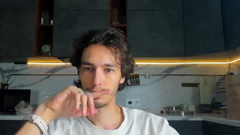 MitchelKurse online show from July 2026 10:30:02 PM