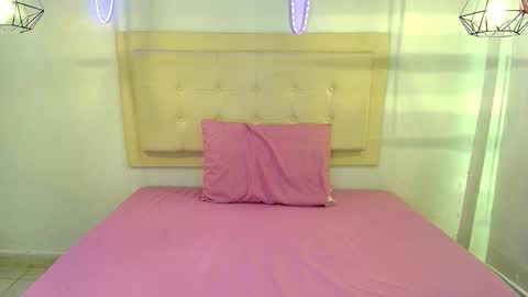 Snapshot of mitchell_diaz chatting on October 2025 02:06:02 PM Mitchell online show from October 2025 02:06:02 PM