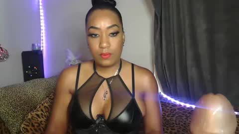 Precious online show from October 2025 06:39:02 PM