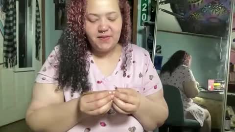 mixxedgoodness222 online show from April 2026 12:28:02 PM