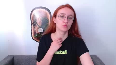 Snapshot of miya_here chatting on June 2026 08:23:01 AM Miya online show from June 2026 08:23:01 AM