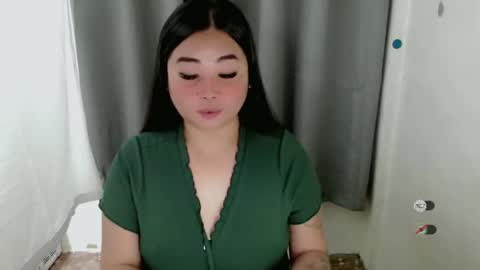 cassie marie online show from November 2025 06:43:01 PM