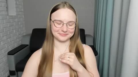 Miya online show from February 2025 09:58:01 PM