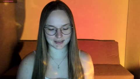 Miya online show from October 2025 05:59:02 PM