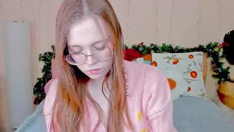 Miya online show from December 2025 01:23:01 AM