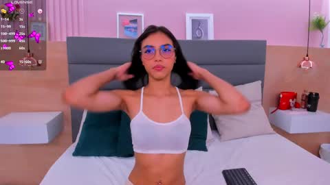 Snapshot of miyu_lu chatting on September 2025 04:53:02 PM Miyu online show from September 2025 04:53:02 PM