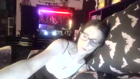 Mizz Bonez online show from July 2026 06:53:02 AM