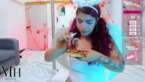 mizzhell_ online show from October 2025 04:08:02 PM