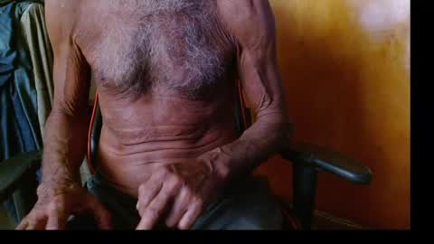 Mario jose online show from January 2025 10:01:01 PM