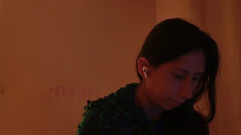 Snapshot of mli739709 chatting on July 2026 12:57:02 AM MoonLipson online show from July 2026 12:57:02 AM