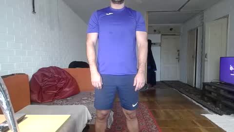 Snapshot of mmaksik chatting on January 2025 06:41:01 AM shy athlete online show from January 2025 06:41:01 AM