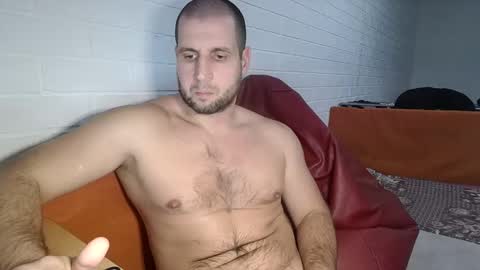 Snapshot of mmaksik chatting on January 2025 02:08:02 PM shy athlete online show from January 2025 02:08:02 PM