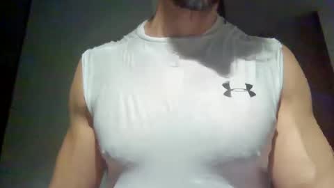 Snapshot of mmuscularman chatting on December 2024 07:05:02 AM mmuscularman online show from December 2024 07:05:02 AM