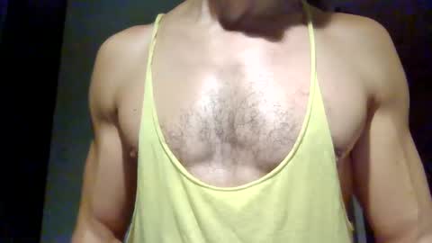 Snapshot of mmuscularman chatting on February 2025 06:28:01 AM mmuscularman online show from February 2025 06:28:01 AM