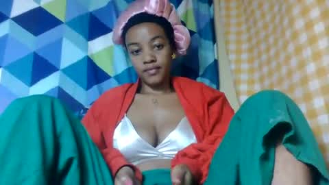 mmyriame online show from July 2026 09:57:01 PM