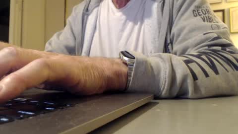 Snapshot of mmythmaker chatting on June 2026 09:40:01 AM mmythmaker online show from June 2026 09:40:01 AM