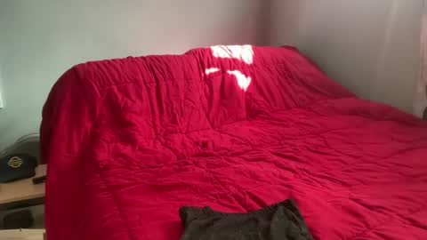 MNTuiLa online show from April 2026 03:35:01 PM