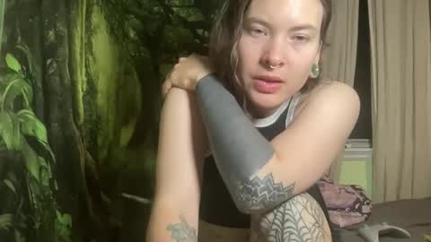 Misty online show from November 2025 03:06:02 AM