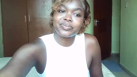 Snapshot of moch4_merylin chatting on September 2025 09:42:02 AM shug online show from September 2025 09:42:02 AM