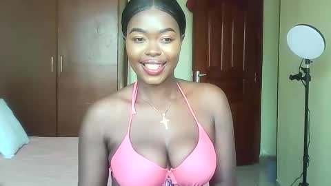 Snapshot of moch4_merylin chatting on October 2025 07:53:02 AM shug online show from October 2025 07:53:02 AM