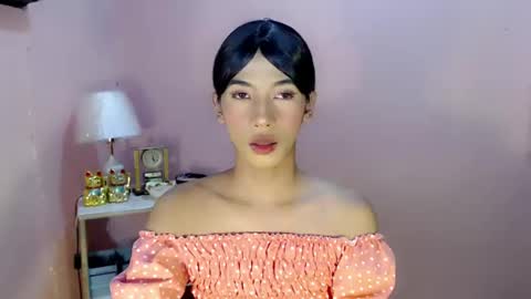 Mocha Locca  online show from January 2025 01:27:01 PM