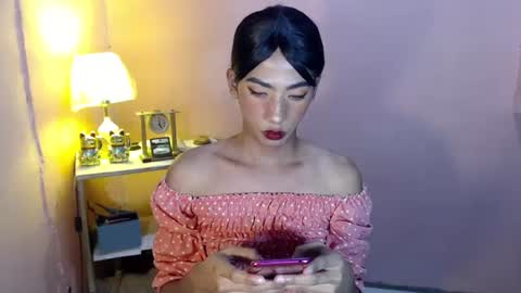 Mocha Locca  online show from January 2025 01:16:02 AM