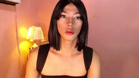 Mocha Locca  online show from February 2025 12:33:01 PM