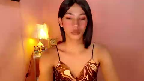 Mocha Locca  online show from February 2025 12:57:02 PM