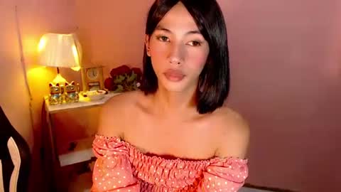 Mocha Locca  online show from March 2025 05:13:02 PM