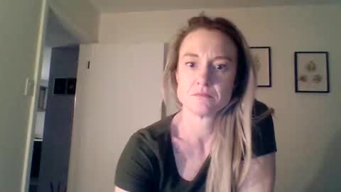 mockingbirds91 online show from April 2026 03:40:02 AM