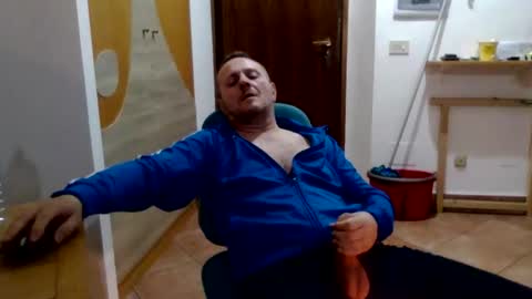 modesto1969 online show from November 2025 11:03:01 PM