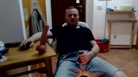 modesto1969 online show from April 2026 05:18:01 PM