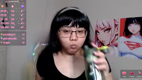 Molly online show from February 2025 09:37:01 AM