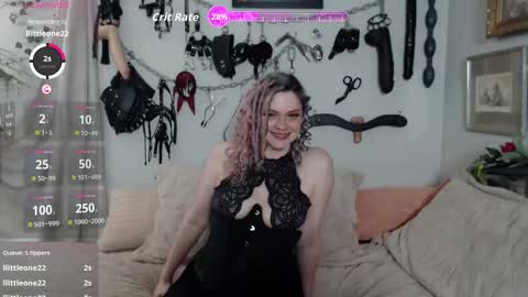 MohawkMischief online show from December 2025 09:32:01 PM