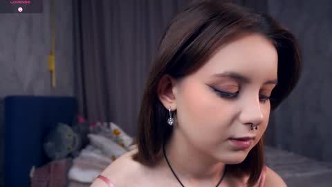 My name is Eda online show from October 2025 04:58:01 AM