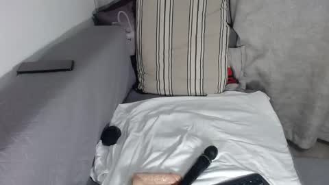 erika online show from December 2024 03:19:01 PM