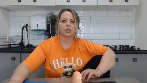 erika online show from January 2025 12:26:02 PM