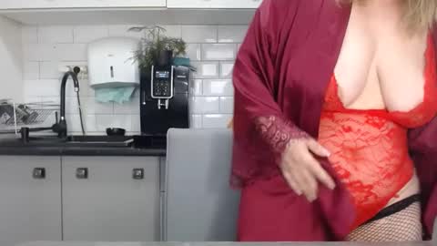 erika online show from February 2025 09:21:02 AM