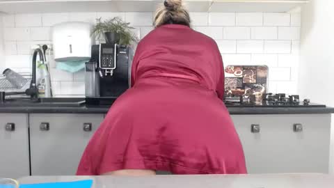 erika online show from March 2025 03:37:02 PM