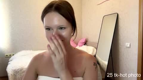 Snapshot of mollieadamek chatting on June 2026 01:21:02 PM Lisa online show from June 2026 01:21:02 PM